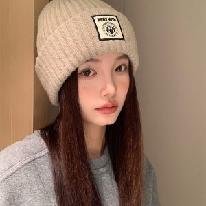 Trendy Knitted Wool Hat for Women - Versatile Warm Autumn Winter Accessory for Big Heads, Flattering Fit, Cozy Cold Weather Wear