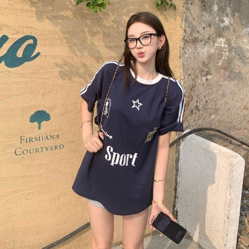 Trendy Loose-Fitting Oversized T-Shirt for Women with American Print Design - Short Sleeve Jersey, Perfect for Summer Style
