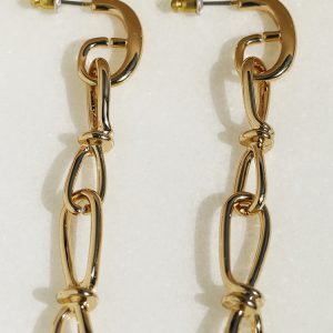 Trendy Minimalist Long Earrings for Women with Metal Texture and 8-Shaped Buckle – Chic Statement Jewelry