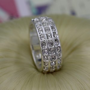 Trendy Silver Gemstone Inlaid Alloy Ring for Girls - European American Style Personality Accessory, Perfect for Fashionistas