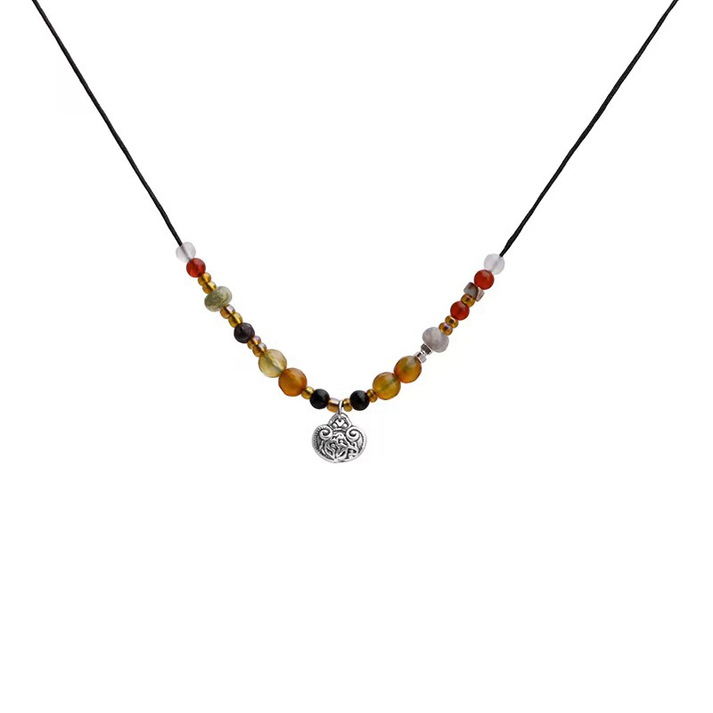 Trendy Soul Collision Sweatshirt Chain Necklace - Short Clavicle Neck Chain with Small Lock for Students