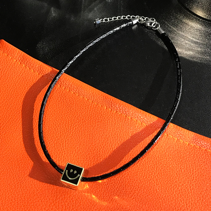 Trendy Square Smiley Face Necklace for Women - Black Leather Cord Choker, Niche Design Clavicle Chain for Stylish Girls