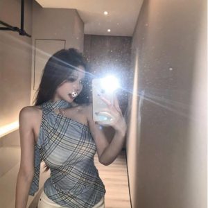 Trendy Summer American Retro Plaid Halter Asymmetrical Shoulder Vest for Women - Slim Fit Short Top, Perfect for Y2K Style