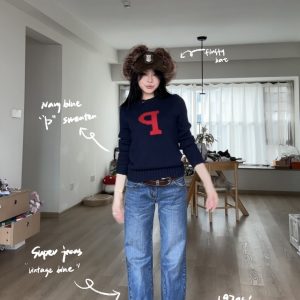 Two-Color Retro Letter Sweater - Slimming Straight Shoulder Fit for Magical World Vibes - Trendy Y2K Style