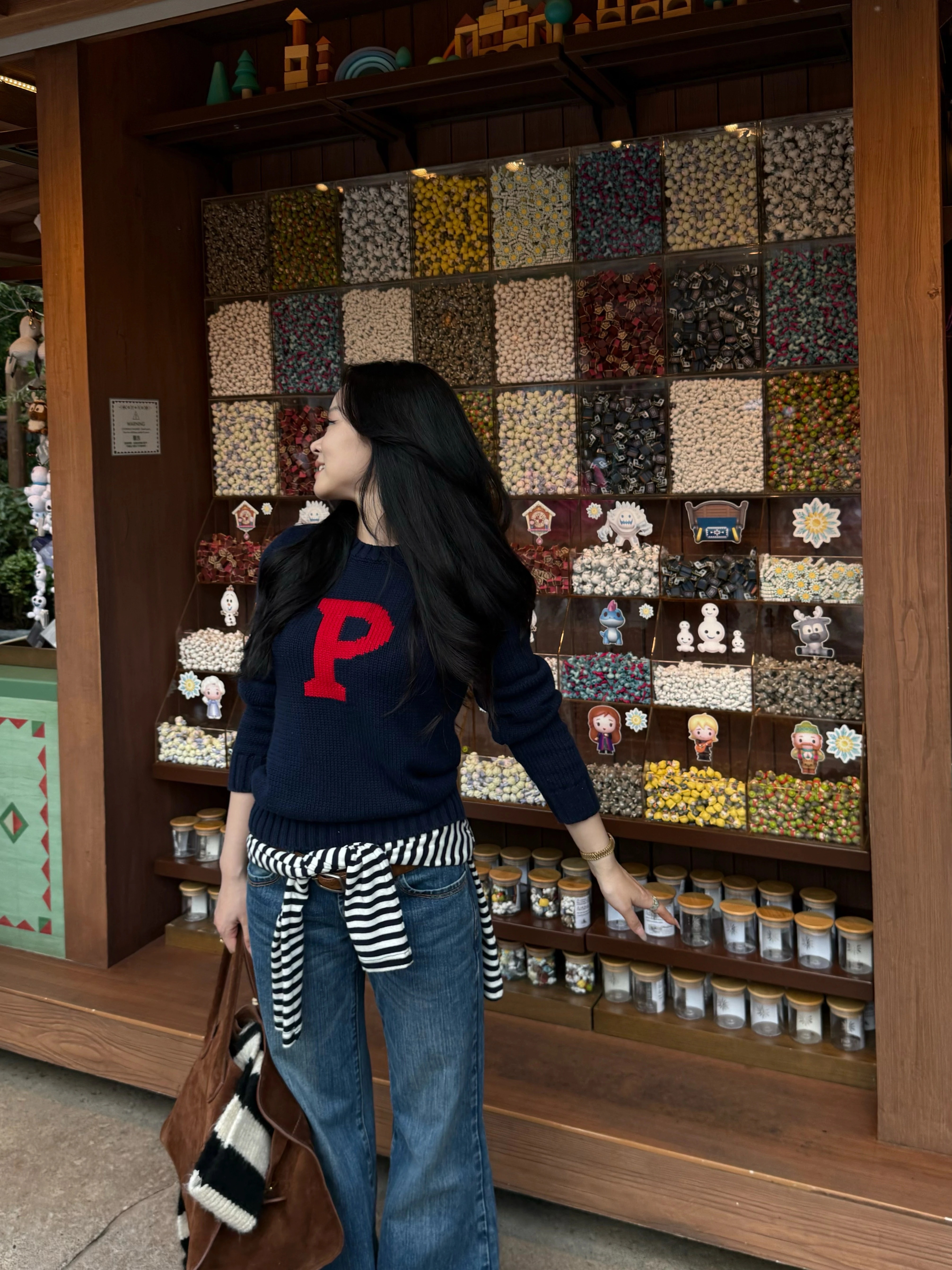 Two-Color Retro Letter Sweater - Slimming Straight Shoulder Fit for Magical World Vibes - Trendy Y2K Style