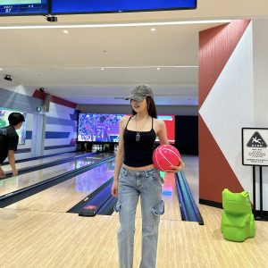 Two-Color Strap Tank Top with Chest Pad - Easy to Wear, Simple Design, High-Quality, Casual Summer Style