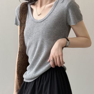 U-Neck Minimalist Short Sleeve T-Shirt for Women - 2025 Summer Slim Fit Knitted Top, Straight Shoulder, Casual Essential