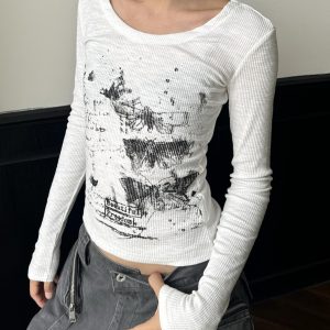 U-Neck Slim Fit Long Sleeve T-Shirt - American Style Graffiti Print Streetwear for Cool Spicy Girls