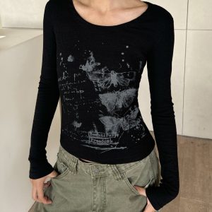 U-Neck Slim Fit Long Sleeve T-Shirt - American Style Graffiti Print Streetwear for Cool Spicy Girls