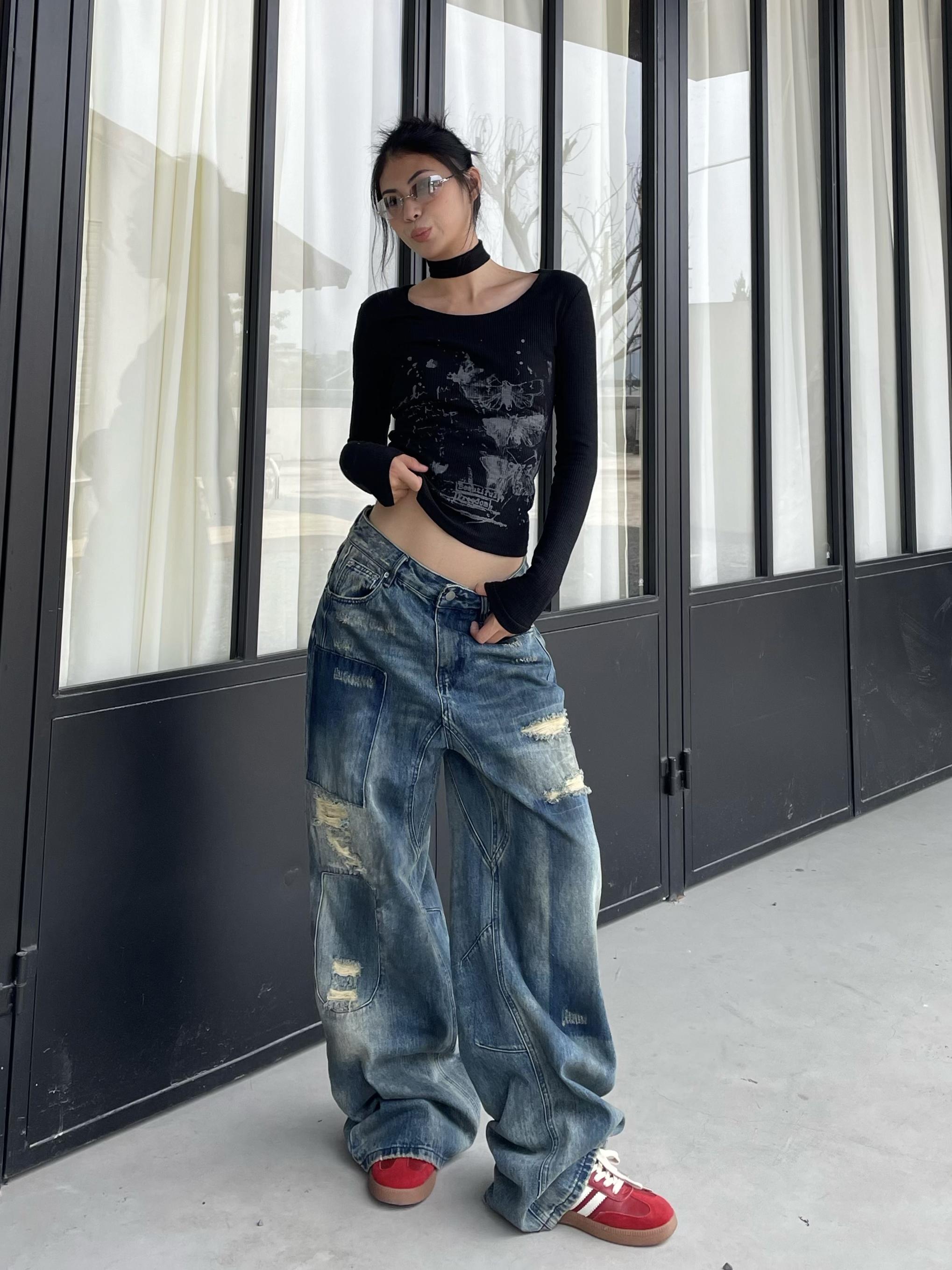 U-Neck Slim Fit Long Sleeve T-Shirt - American Style Graffiti Print Streetwear for Cool Spicy Girls