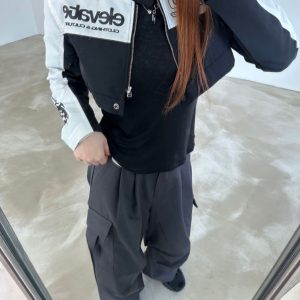 Unique Early Autumn Racing Short Motorcycle Jacket in ITZY Style - Casual Outerwear for Effortless Chic