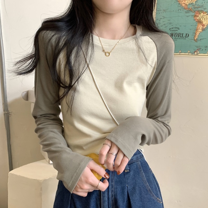 Unique Women's Long Sleeve Shoulder-Sleeve Top - Youthful College Style Base Layer for Early Autumn Fashion