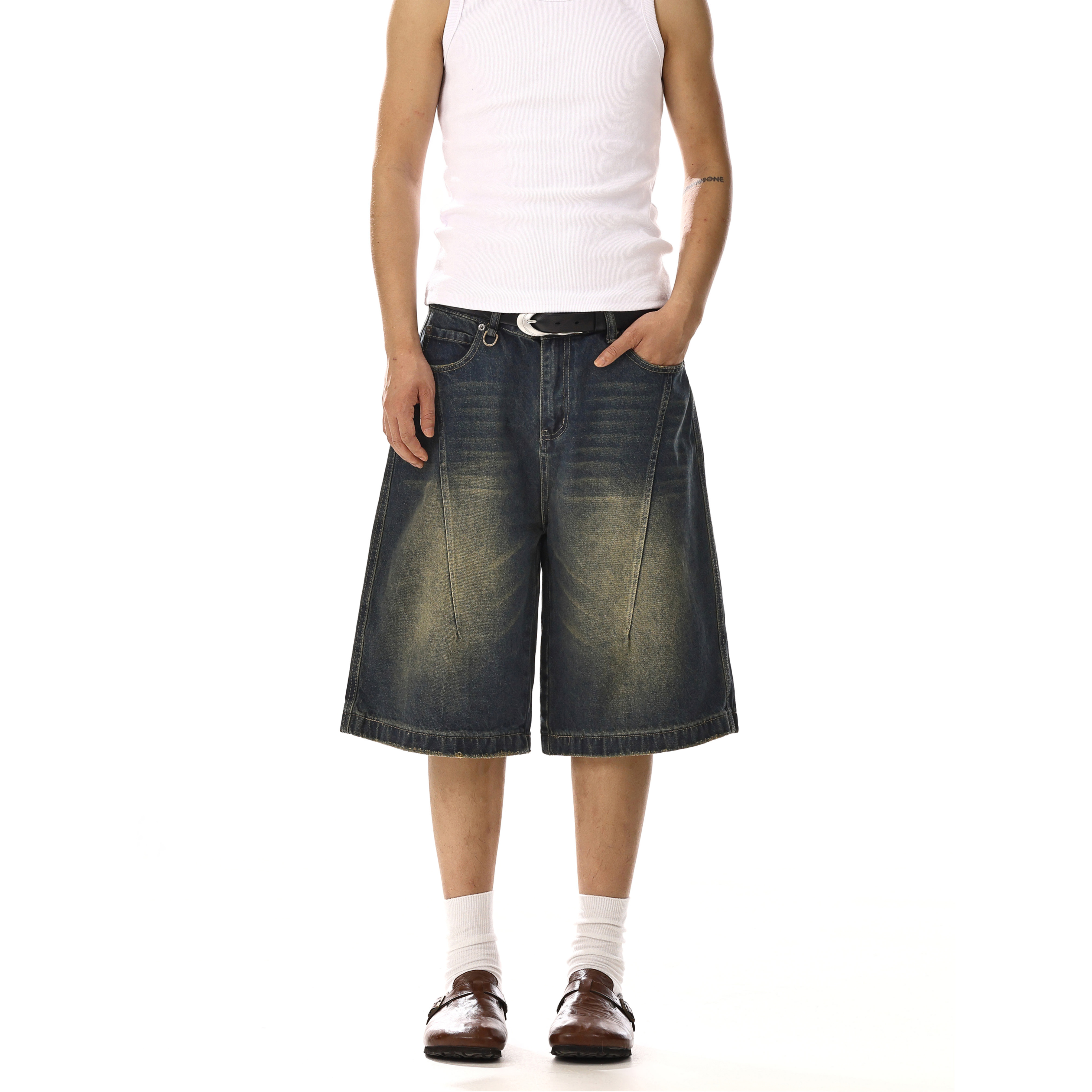 Unisex American Vintage Washed Distressed Denim Shorts - Versatile Wide-Leg Capri Pants for Casual Street Style