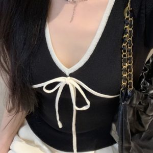 V-Neck Bow Tie Short Sleeve Cropped T-Shirt with Color-Blocking - Spicy Girl Pure Desire Style, Korean Fashion