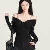 V-neck Printed Twisted Slim Fit Top - Stylish Winter Fashion Essential for Women