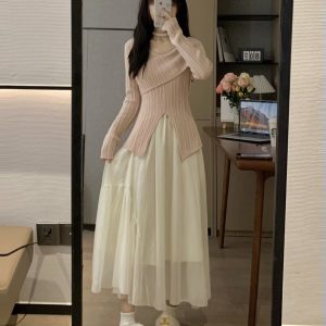 V-Neck Slimming Long Sleeve Knitted Cross Sweater Top for Women - Early Spring Fashion, Trendy 90s Style, Perfect for Layering