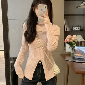 V-Neck Slimming Long Sleeve Knitted Cross Sweater Top for Women - Early Spring Fashion, Trendy 90s Style, Perfect for Layering