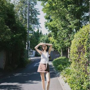 Versatile Knitted Halter Top for Women - Basic Camisole Inner/Outer Wear - Chic and Stylish Thigh-Length Design