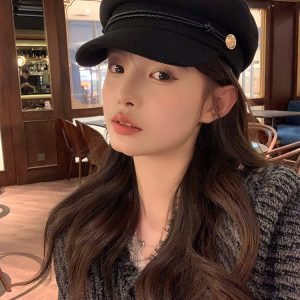 Versatile Octagonal Beret Hat for Women - 2024 Flat-Top Painter Newsboy Cap for Autumn and Winter Fashion