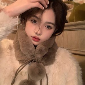 Versatile Plush Faux Fur Scarf with Pom-Pom for Women - Cute Korean Style Winter Accessory, Autumn Fashion, Cozy Fur Collar