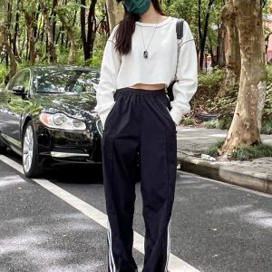 Versatile Women's Long Sleeve Waffle T-Shirt - Casual Loose Sun Protection Top, Slimming White Base Shirt for Everyday Wear