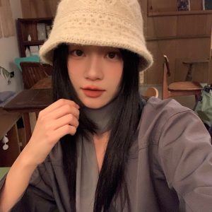 Vintage Artistic Crochet Fisherman Hat for Women - Face-Covering Bucket Hat, Warm Autumn-Winter Accessory, Flattering Design