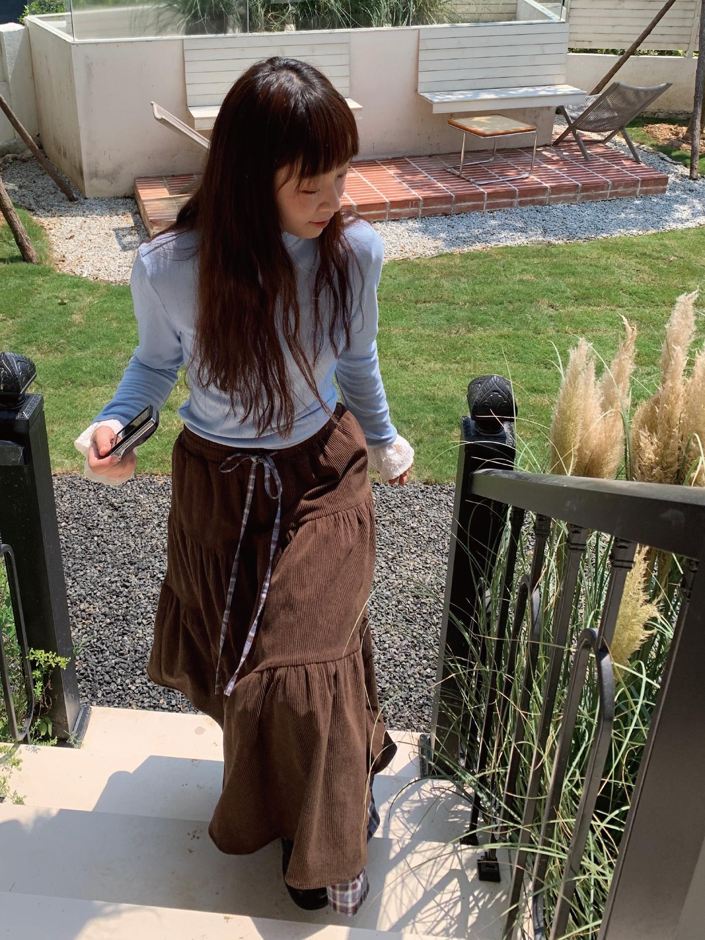 Vintage Autumn Winter Double-Layer Corduroy Midi Skirt - Heavy-Duty Slim-Fit Cake Skirt for Gallery Girl Style
