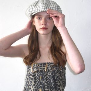 Vintage Black and White Checkered Beret for Women, Casual Newsboy Hat, British Painter Style, Trendy Fashion Accessory