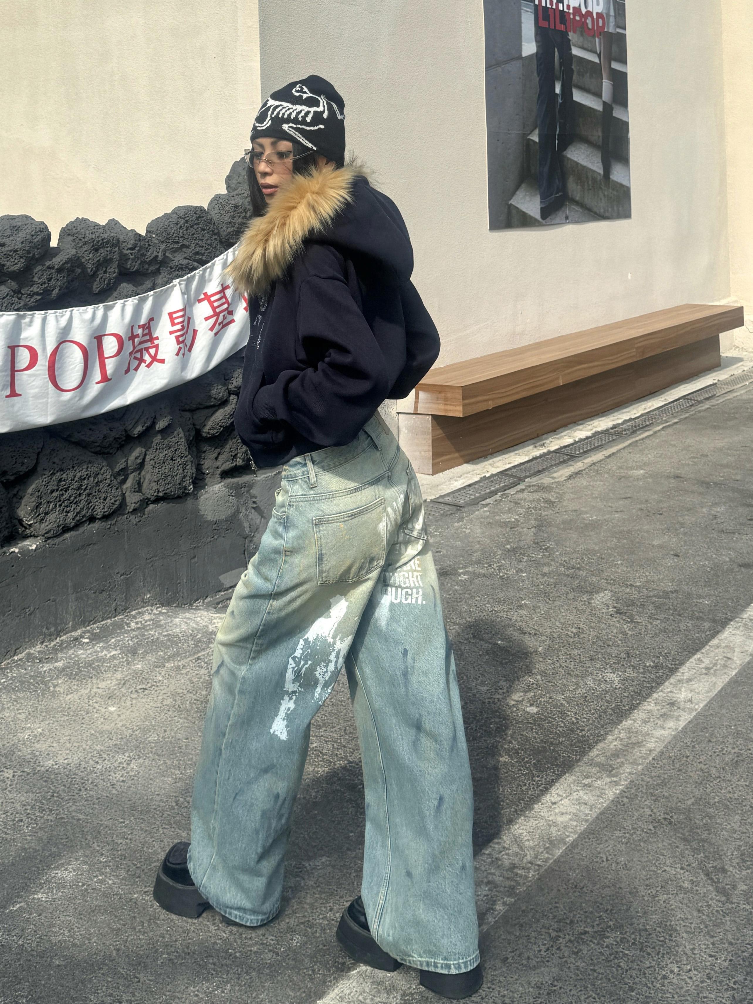 Vintage Blue Wide-Leg Jeans with Graffiti Spray Print - Retro High Street Style, Loose Fit, Floor-Length, Streetwear Fashion