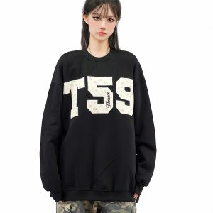 Vintage Floral Patch Round Neck Sweatshirt - Casual Loose Fit Autumn Top for Y2K and 90s Inspired Style