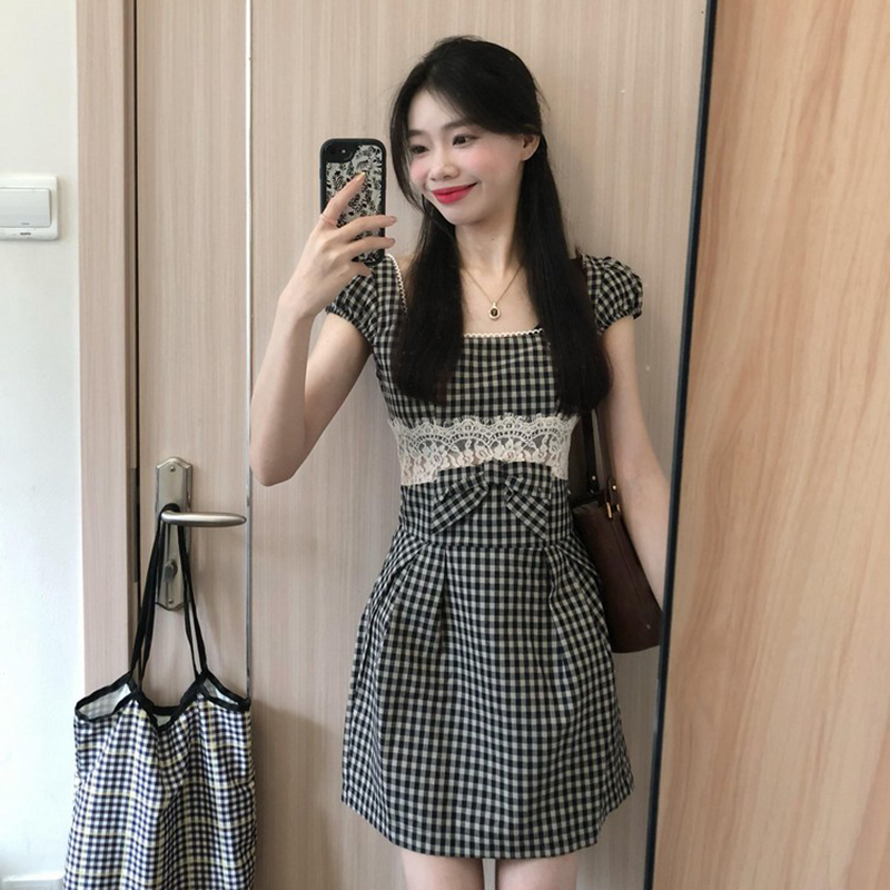 Vintage French Square Neck Plaid Dress for Women - Fitted Waist, Lace Splicing, Summer 2023 Fashion, Chic & Elegant Style