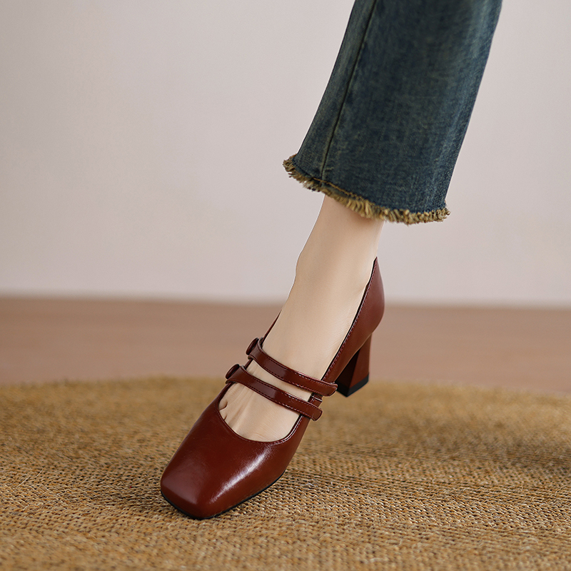 Vintage French Square-Toe Genuine Leather Chunky-Heeled Mary Jane Shoes in Wine Red for Women – Retro Y2K Style