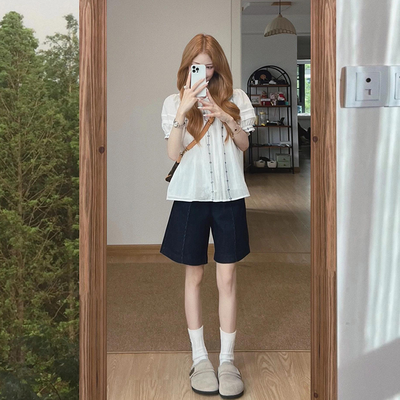 Vintage French Style White Embroidered Shirt for Women, Loose Short-Sleeve Blouse, Unique Design for Summer 2023 Fashion
