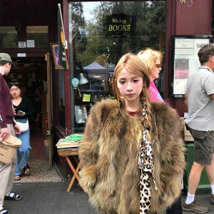 Vintage Heavy Industry 100% Raccoon Fur Women's Fur-Lined Short Coat - Stylish Winter Outerwear, Cozy Vintage Fashion