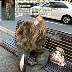 Vintage Heavy Industry 100% Raccoon Fur Women's Fur-Lined Short Coat - Stylish Winter Outerwear, Cozy Vintage Fashion