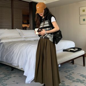 Vintage High-Waisted Pleated Midi Skirt for Women, A-Line Long Skirt, Autumn Winter 2022, Perfect for Pear-Shaped Figures, 90s Style