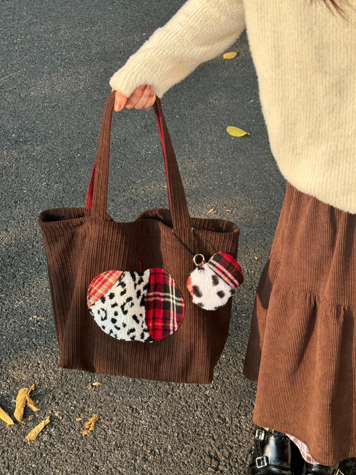 Vintage-Inspired Cute Apple Shoulder Bag - Large Capacity Corduroy Tote for Y2K Style Fashion