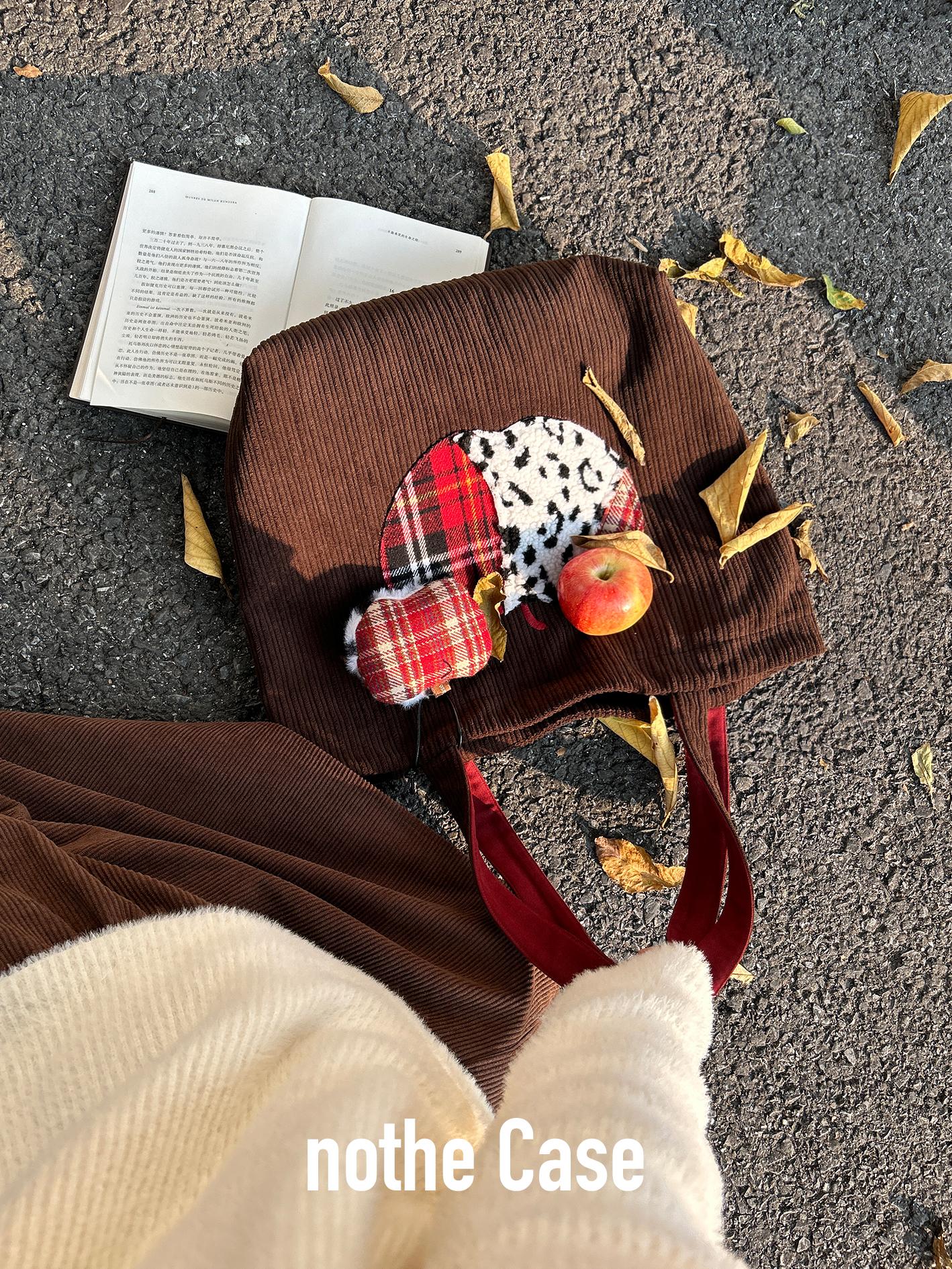 Vintage-Inspired Cute Apple Shoulder Bag - Large Capacity Corduroy Tote for Y2K Style Fashion