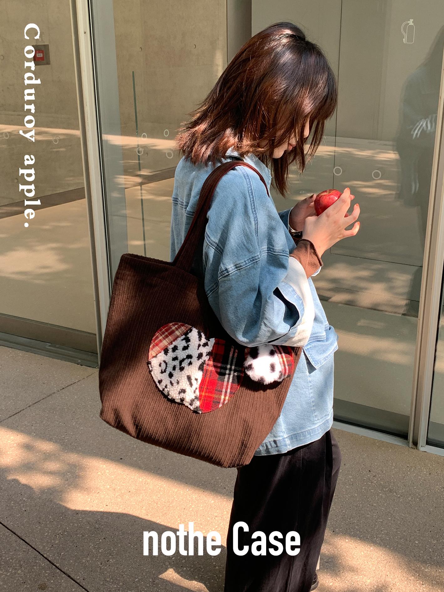 Vintage-Inspired Cute Apple Shoulder Bag - Large Capacity Corduroy Tote for Y2K Style Fashion