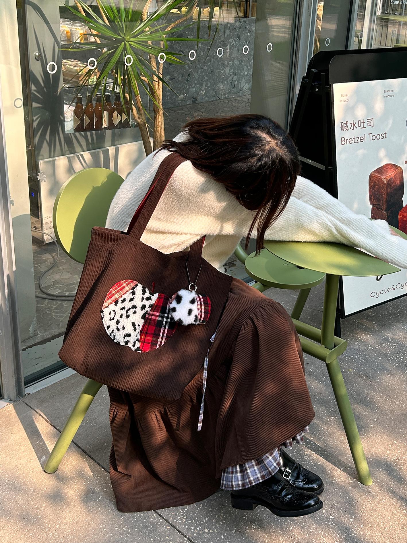 Vintage-Inspired Cute Apple Shoulder Bag - Large Capacity Corduroy Tote for Y2K Style Fashion