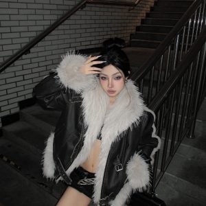 Vintage-Inspired Eco-Friendly Faux Fur Quilted Coat for Women - Heavy-Duty Spicy Girl Fall/Winter 2023 Outerwear