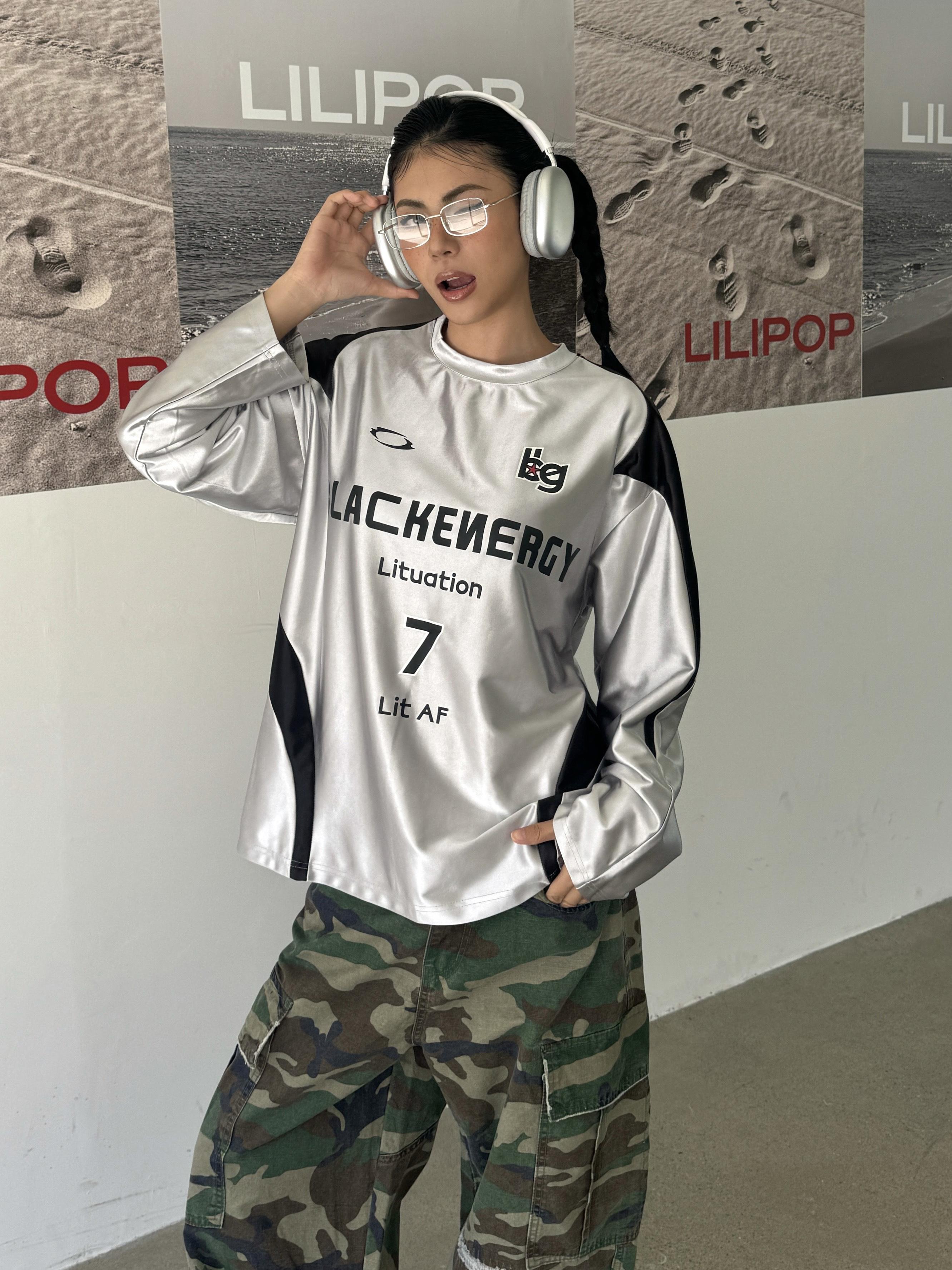Vintage-Inspired Spicy Girl Long Sleeve Jersey Top with Silver Patchwork Letter Print - Casual Loose Fit Raglan Style