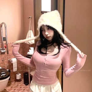 Vintage-Inspired Waist-Defining Slimming Halter Neck Knitted Top for Women - Naturally Beautiful Fitted Base Layer