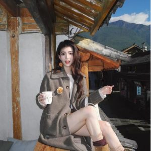 Vintage Lapel Sweater Cardigan for Women - Spring Autumn Fashion, Loose Slimming Mid-Length Coat, 90s Style, Chic Layering Piece