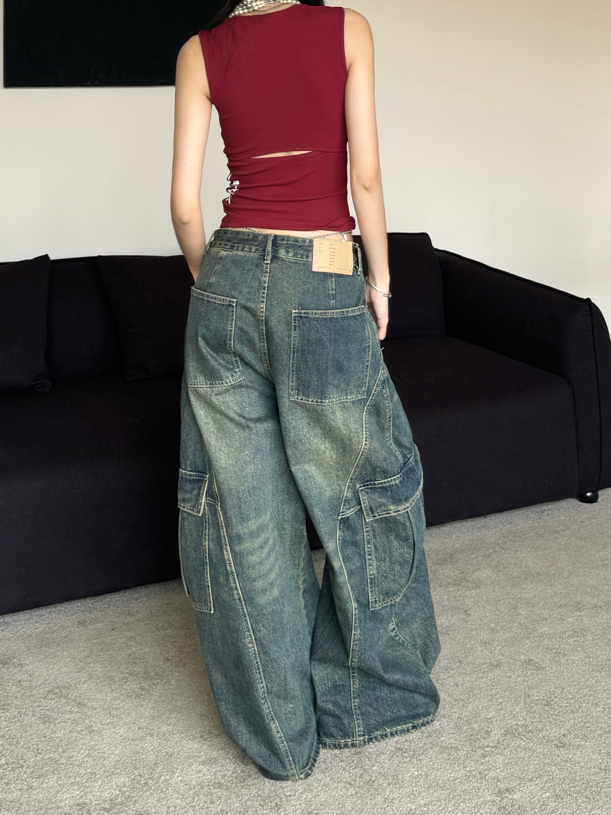 Vintage Loose Wash Blue Wide Pocket Distressed Workwear Jeans with Curved Blade Design - 90s Inspired Floor-Length Style