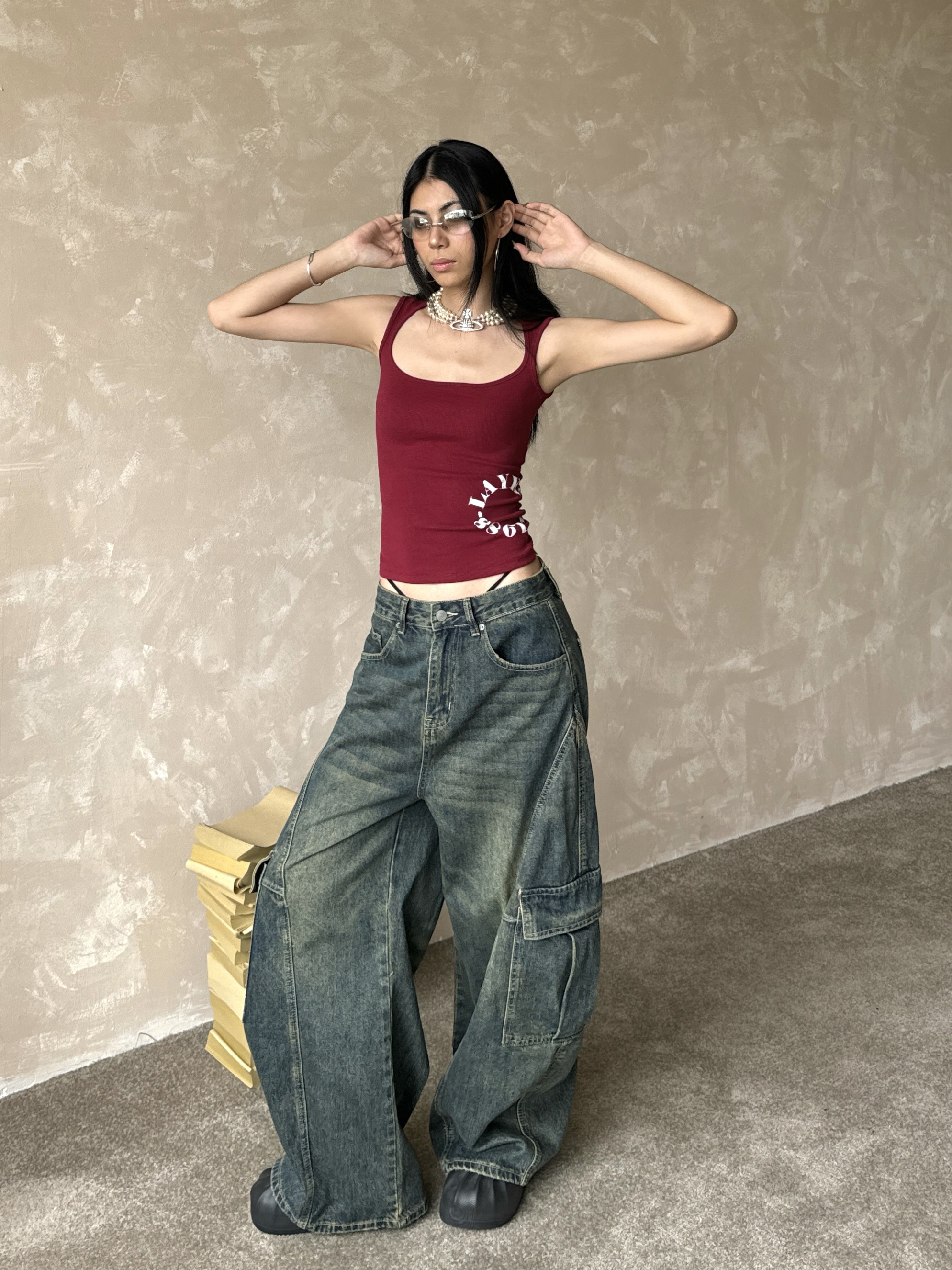 Vintage Loose Wash Blue Wide Pocket Distressed Workwear Jeans with Curved Blade Design - 90s Inspired Floor-Length Style