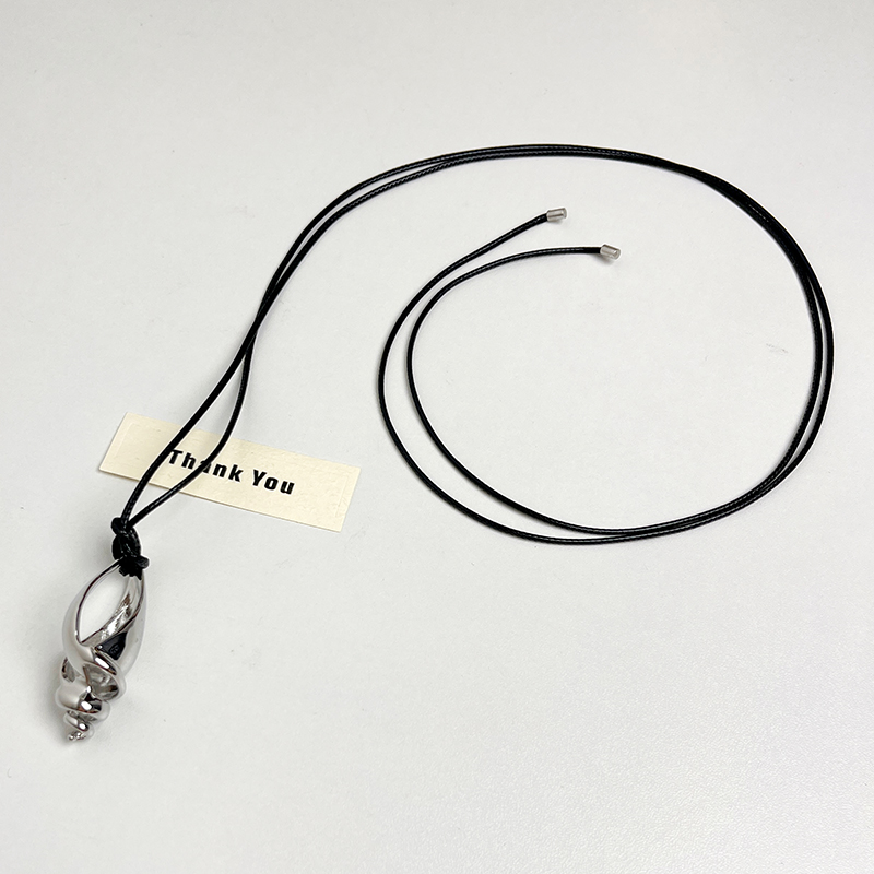 Vintage Metal Conch Shell Pendant Long Necklace for Women with Tied Leather Cord - Boho Chic Sweater Chain, 2024 Fashion Trend