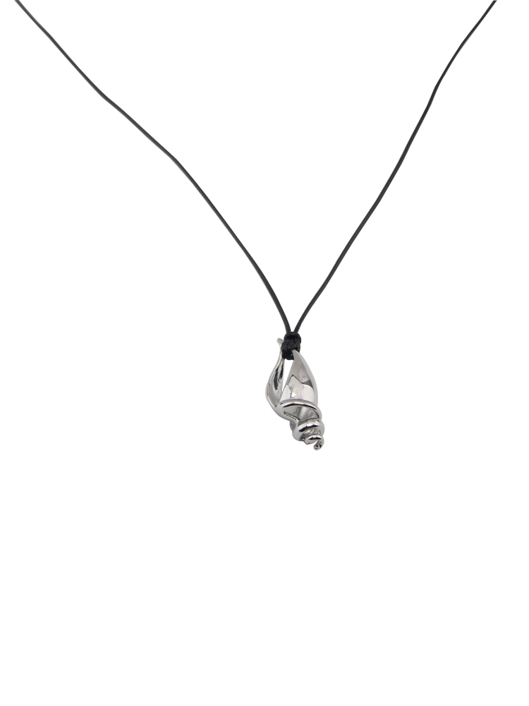 Vintage Metal Conch Shell Pendant Long Necklace for Women with Tied Leather Cord - Boho Chic Sweater Chain, 2024 Fashion Trend