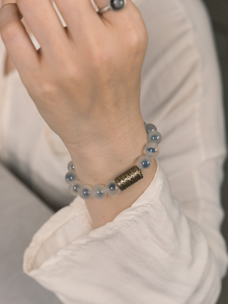 Vintage Minimalist Sugar Heart Agate Circle Bracelet - Artistic Unisex Design, Versatile Fashion Accessory for Men and Women