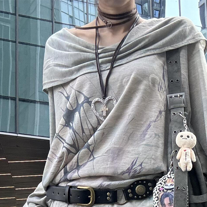 Vintage Multi-Layered Heart Cross Necklace for Women, Exaggerated Hoodie Chain, Long Sweater Chain, Y2K European American Style